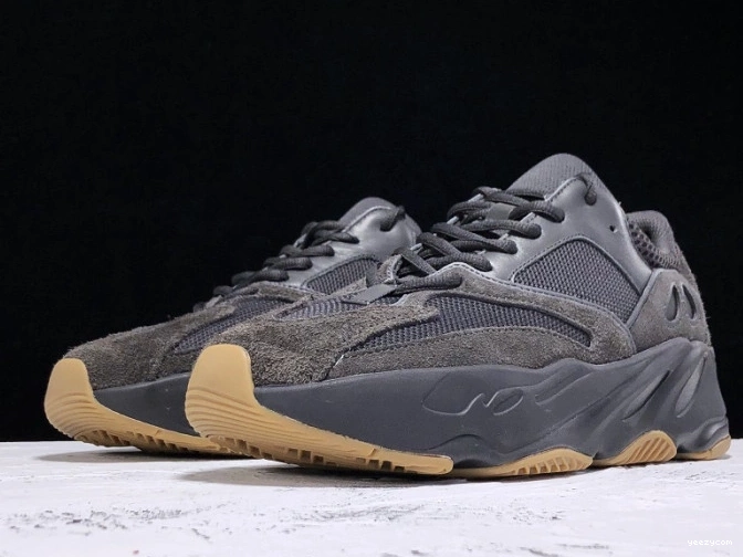 Utility 700 Boost Adidas Yeezy Black FV5304 0814